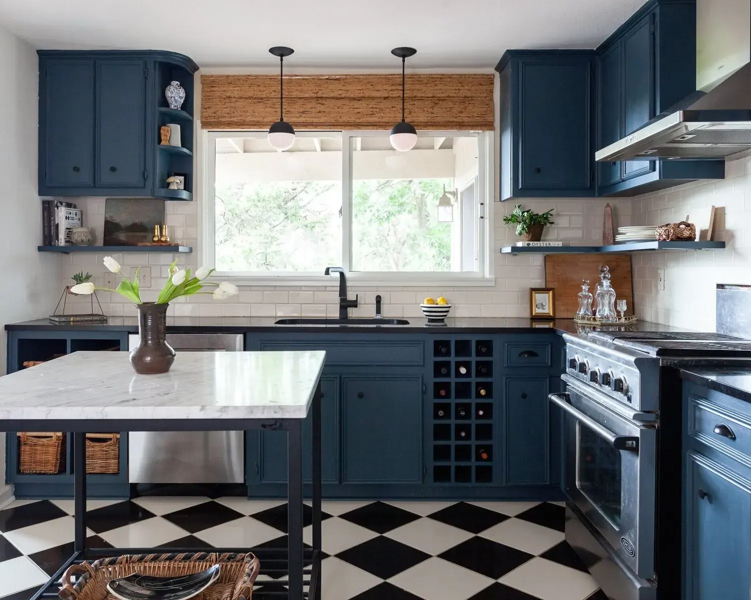 Highland Hills Unique — gallery image 1