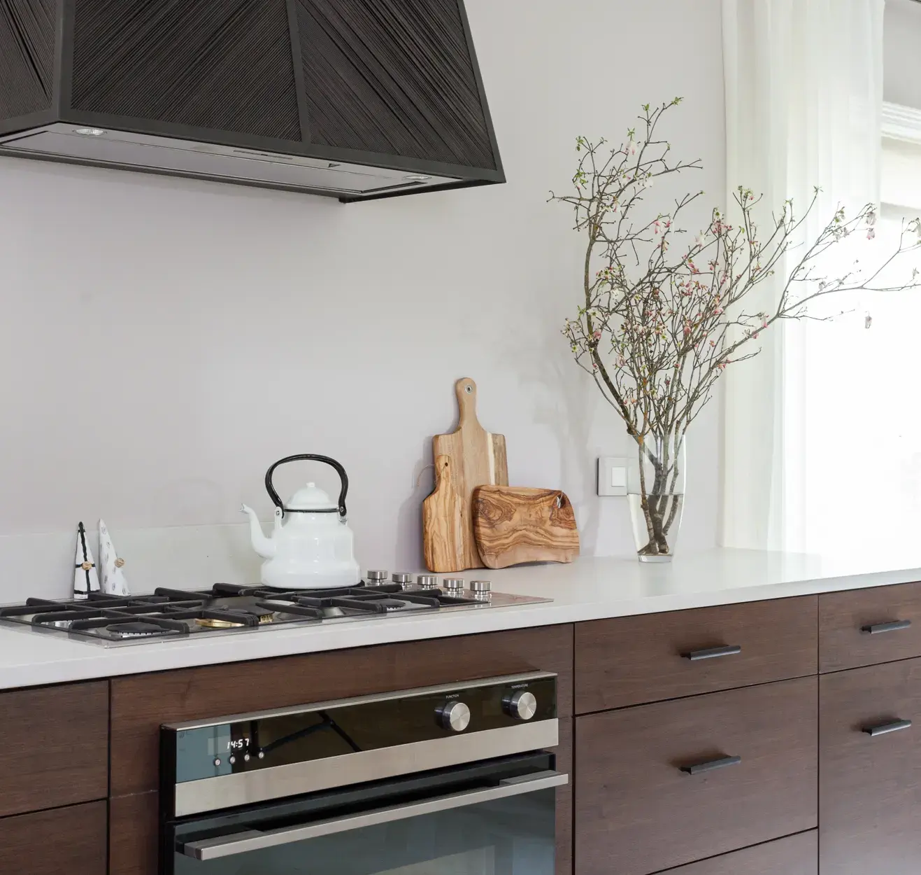 Tudor Renovation — Eat-In Kitchen — after